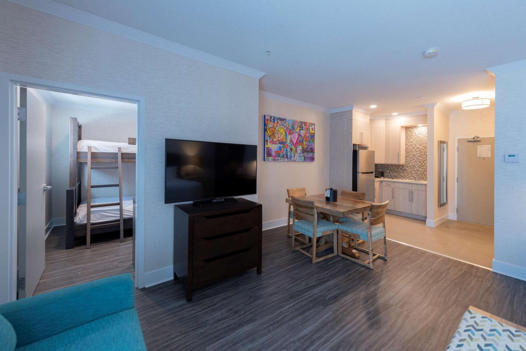 Prestige Treasure Cove Resort, Worldhotels Elite Prince George Exteriör bild