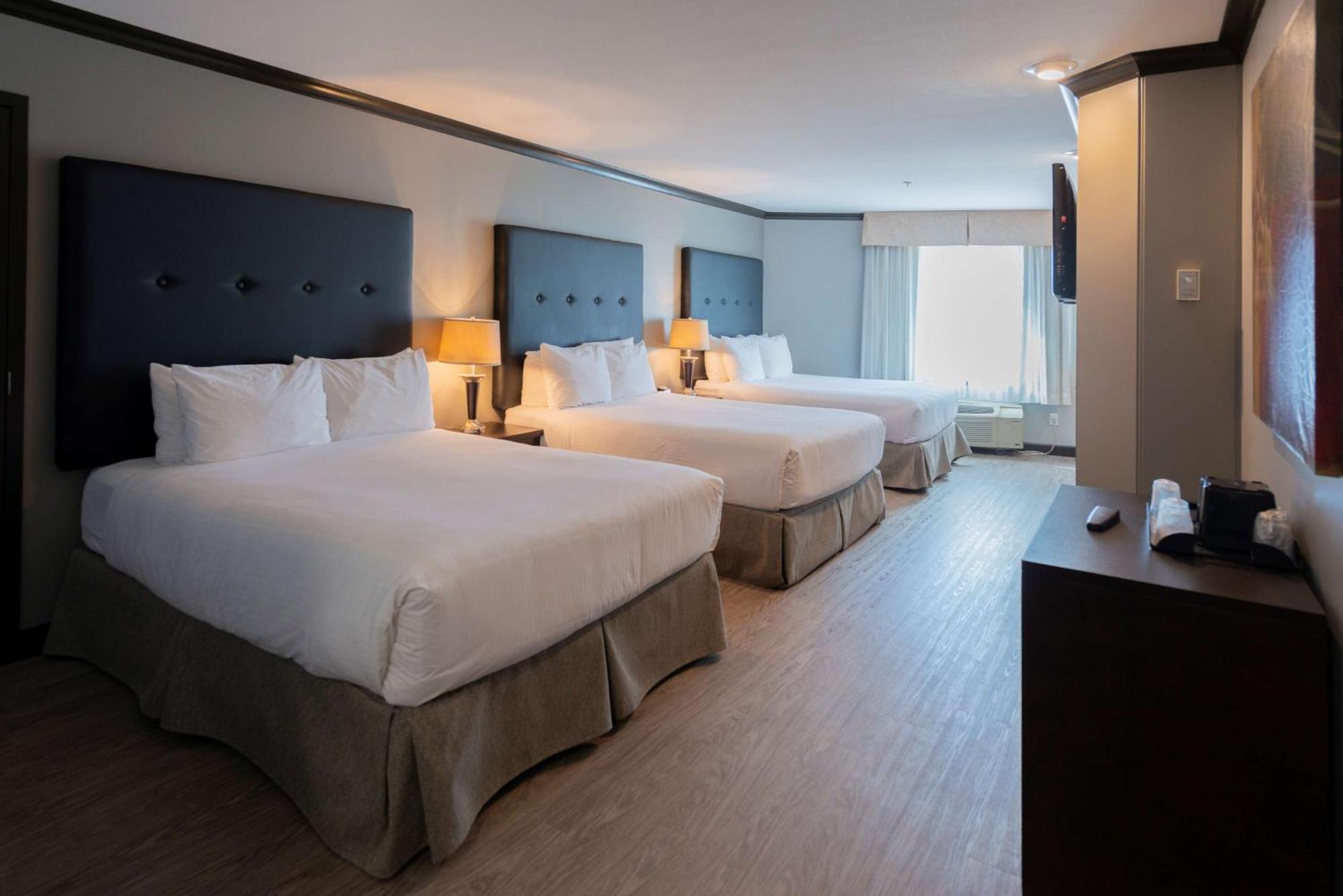 Prestige Treasure Cove Resort, Worldhotels Elite Prince George Exteriör bild