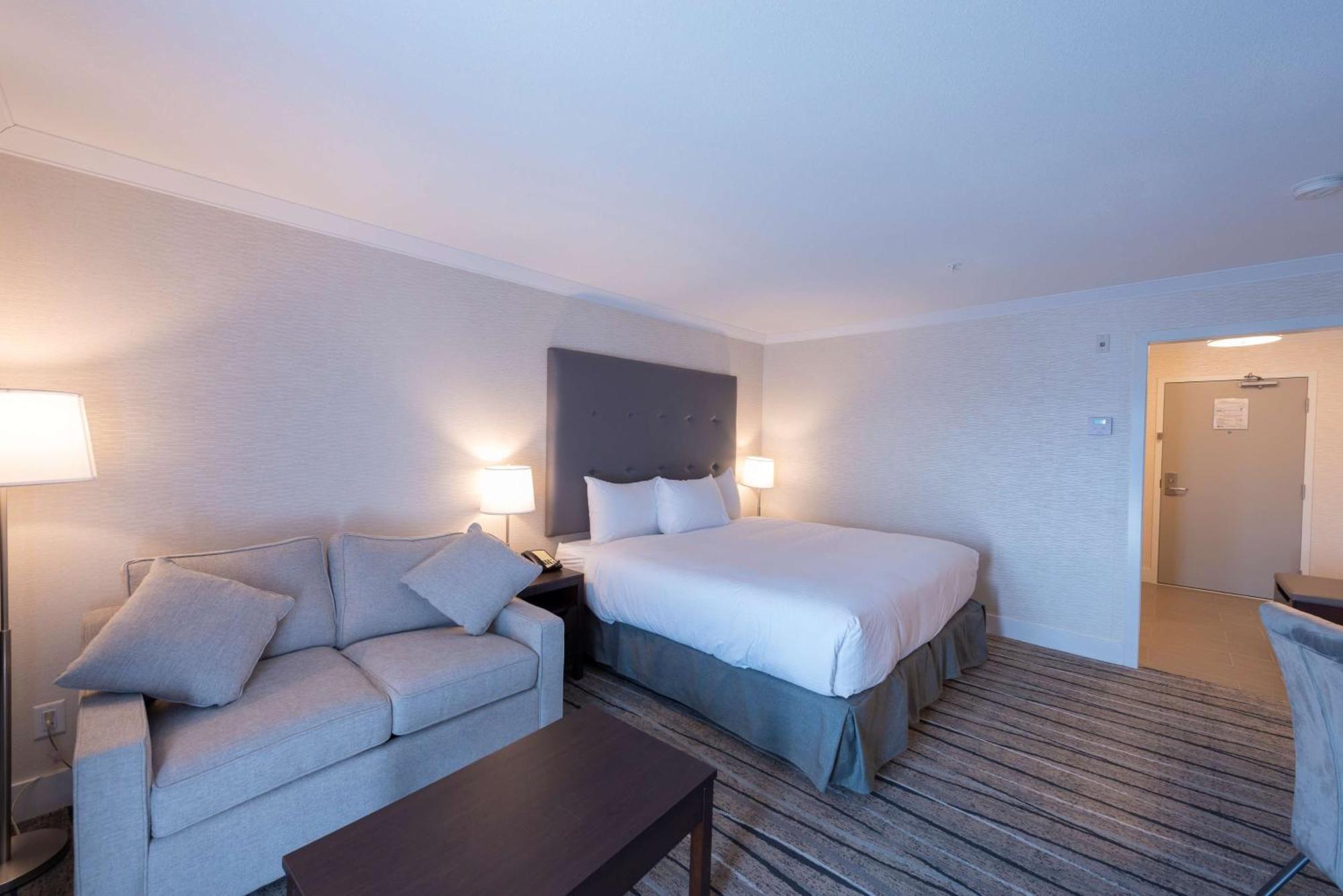 Prestige Treasure Cove Resort, Worldhotels Elite Prince George Exteriör bild