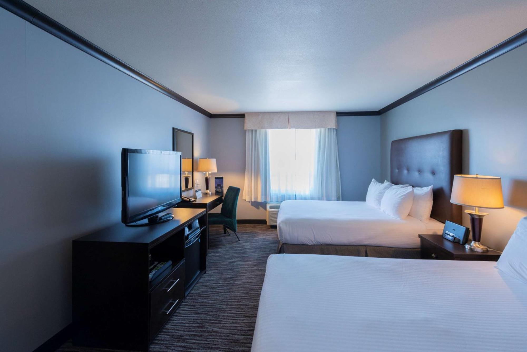 Prestige Treasure Cove Resort, Worldhotels Elite Prince George Exteriör bild